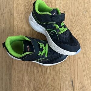 Saucony kids 10.5 tennis shoes